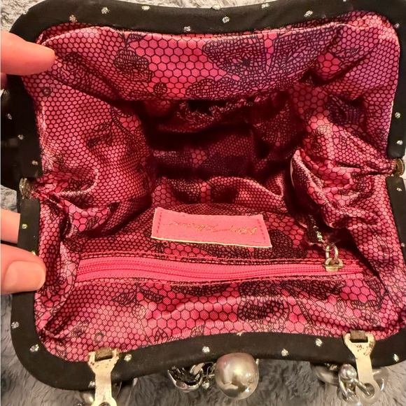 Betsey Johnson Black and Shiny Polka Dot Handbag with Silver Chain - Picture 7 of 8